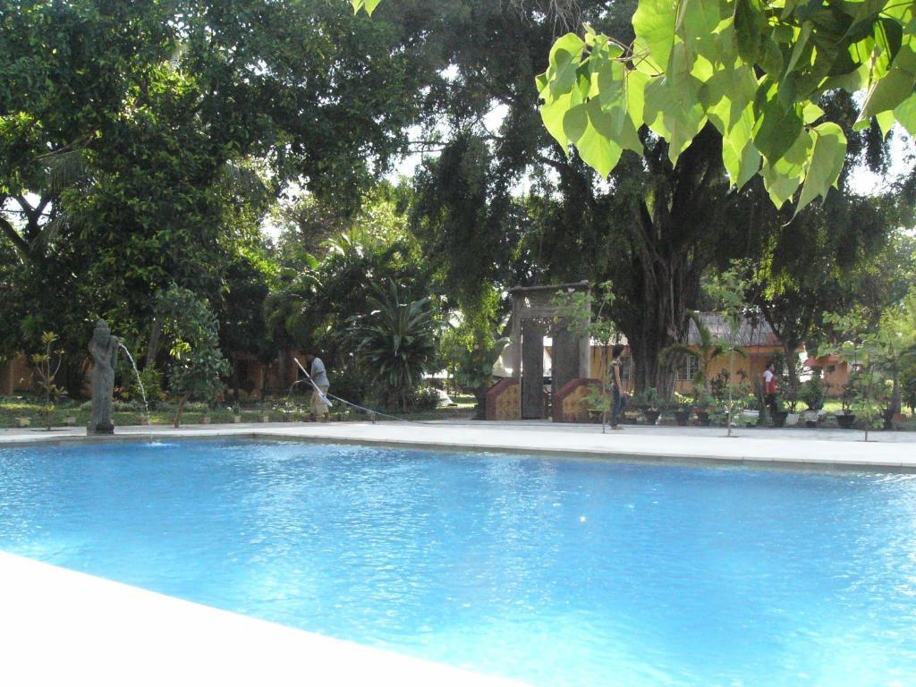 Hôtel Manyar Garden à Banyuwangi  Extérieur photo